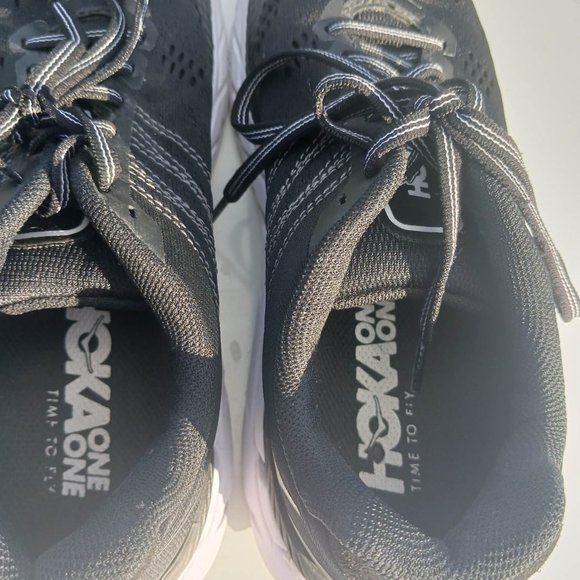 Hoka One One Size 7 Black White Kid's Sneaker Shoes - Picture 5 of 11